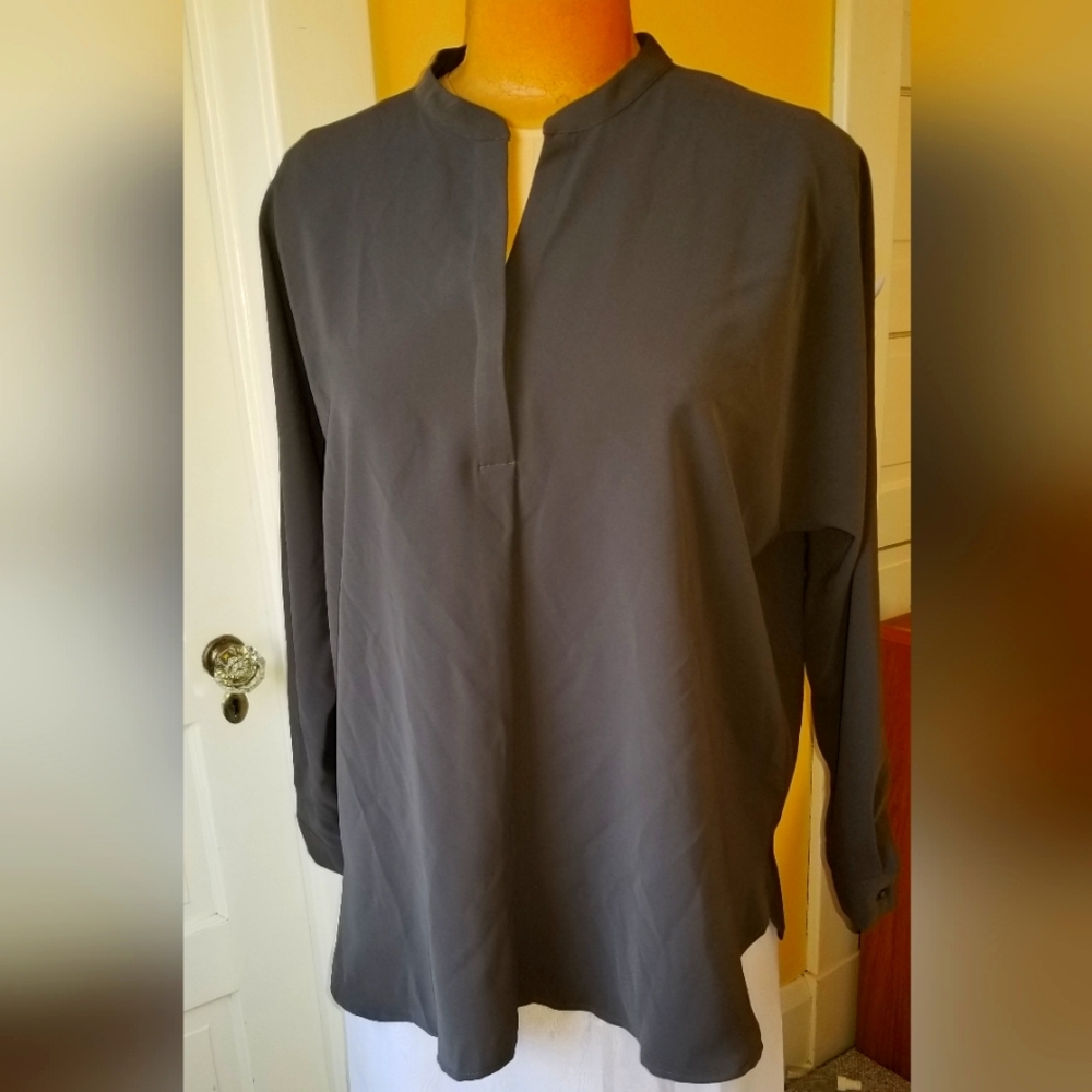 En Thread NWT Chic Olive Green Long Sleeve Blouse Size XL